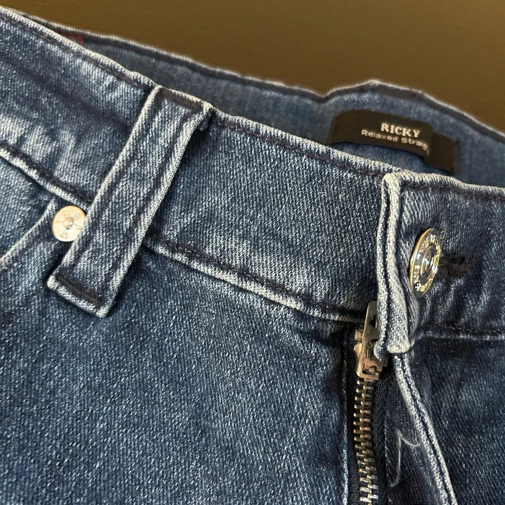 True Religion Ricky Relaxed Straight Jeans Mens size 36x34 Blue Tidal Wash NWT